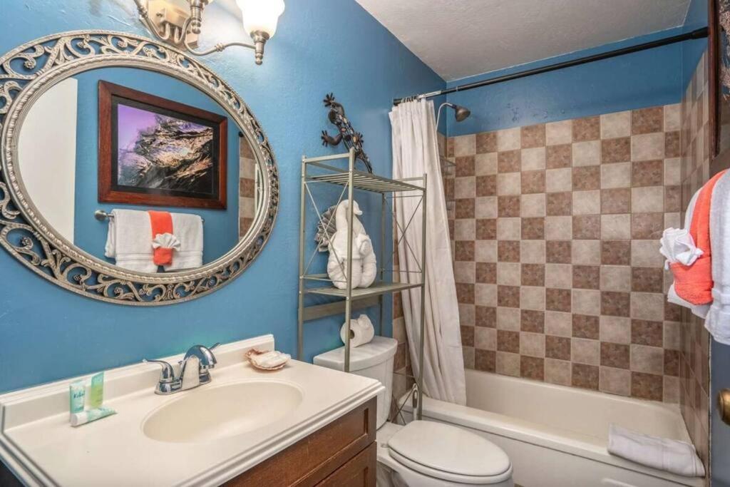 Bay Surf 208- Updated Partial Oceanview Across From * Kihei
