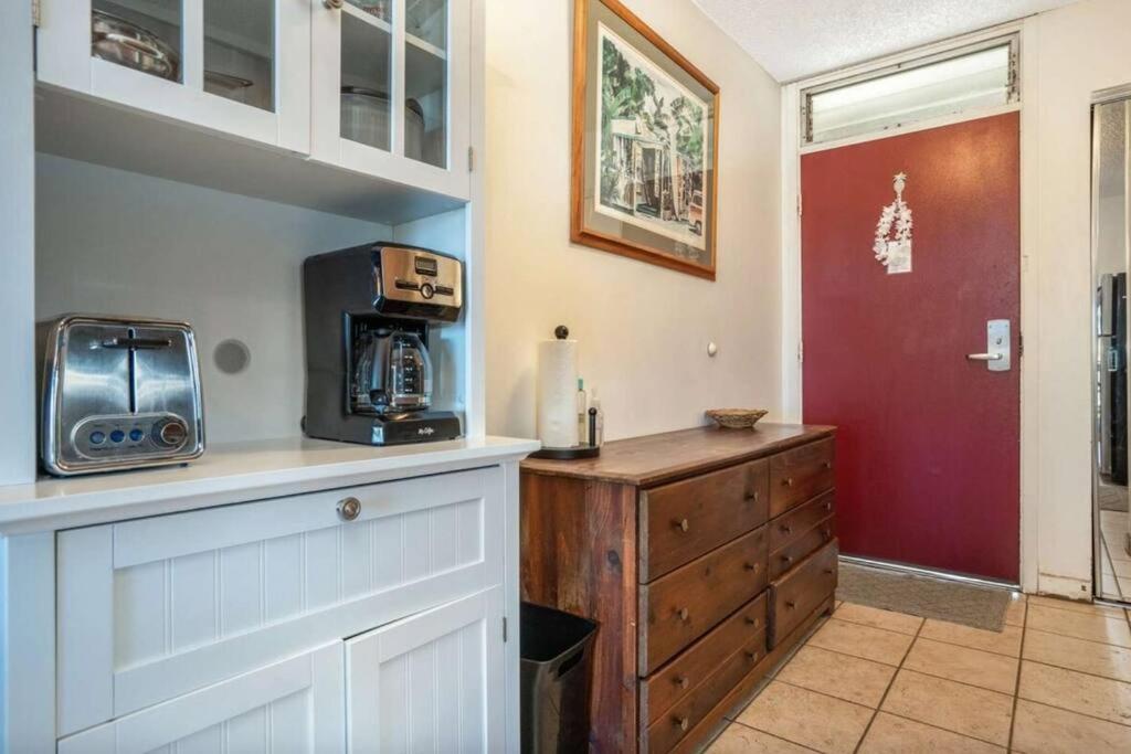 Apartment Bay Surf 208- Updated Partial Oceanview Across From *